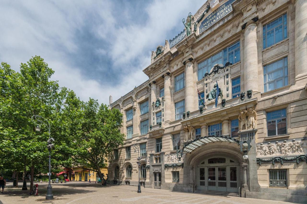 Music Academy Suite Cafe Vian Apartman Kft Budapest Kültér fotó